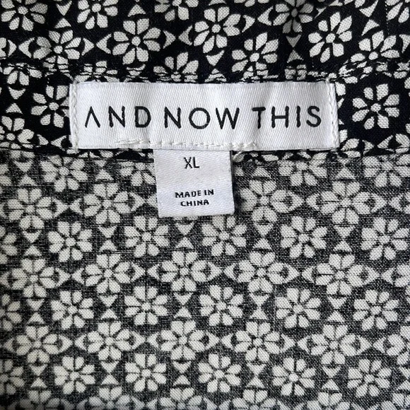 Jacket/Top - Picture 2 of 5